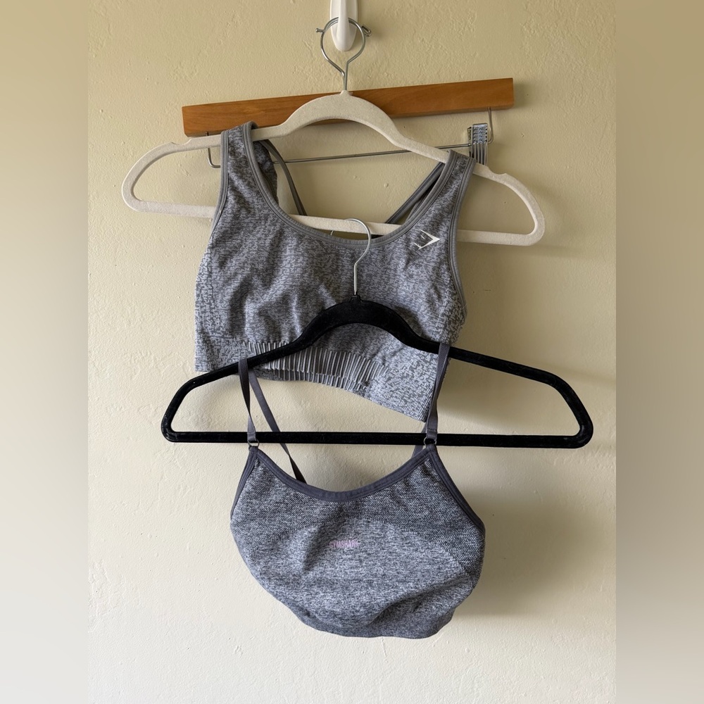 Gymshark Sports Bra Bundle Size Small‎